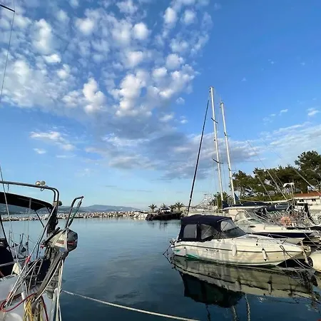 Apartment Waterfront & Floor Nea Iraklitsa